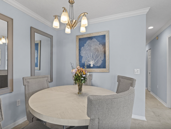 Charming Gulf Front Condo on Anna Maria Island
