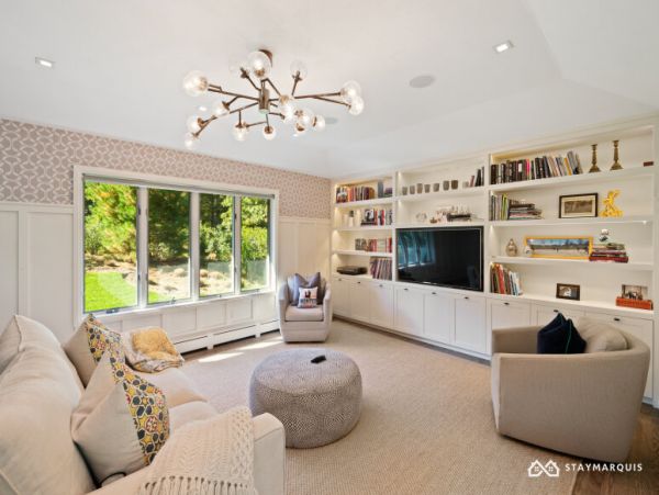 Hamptons Home 1020587