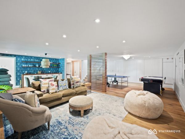 Hamptons Home 1020587