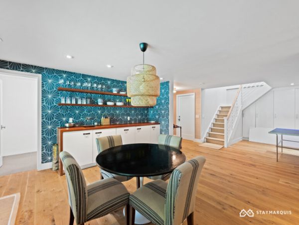 Hamptons Home 1020587
