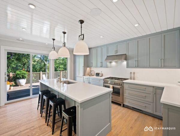 Hamptons Home 1020587