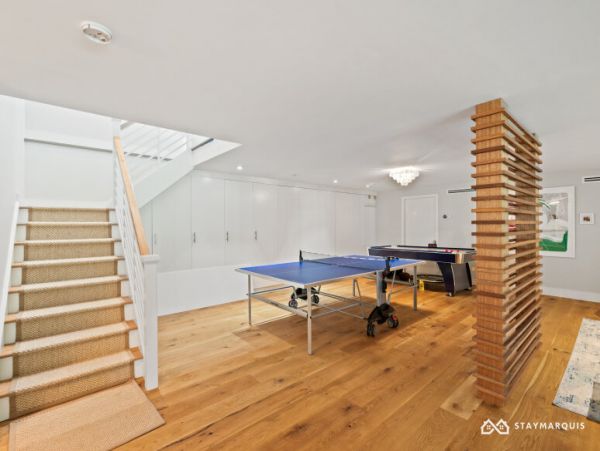 Hamptons Home 1020587