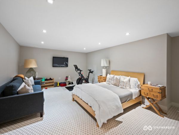 Hamptons Home 1020587