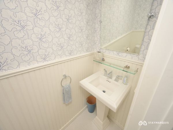 Hamptons Home 1020587