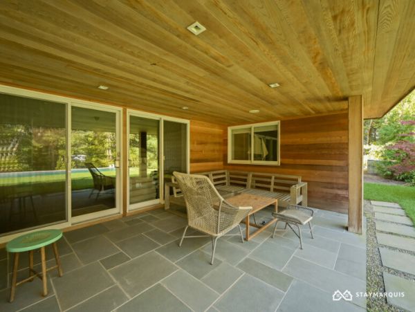 Hamptons Home 1020587