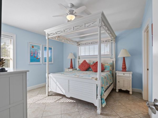 6-Bedroom Anna Maria Island Retreat with Private Pool Right by the Beach