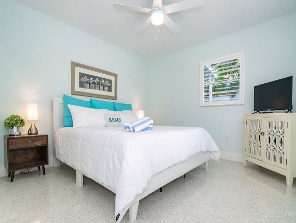 Anna Maria Island Holmes Beach Home 1020589