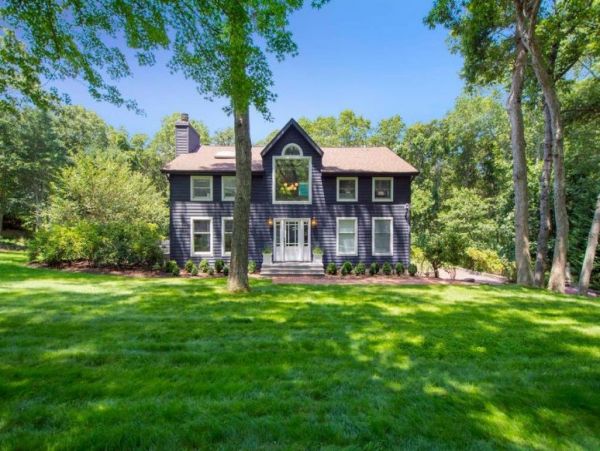Hamptons Home 1020590