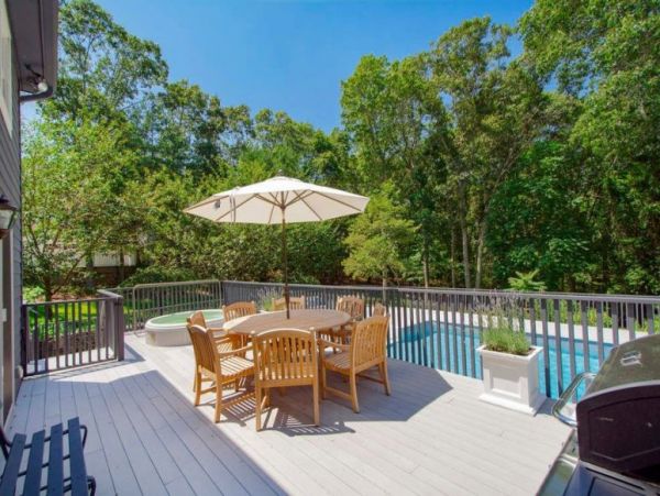 Hamptons Home 1020590