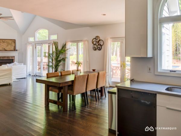 Hamptons Home 1020591