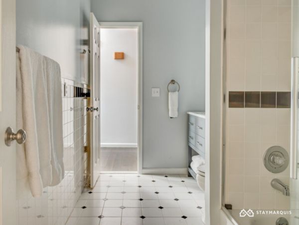 Hamptons Home 1020591