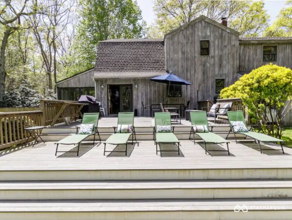 Hamptons Home 1020594