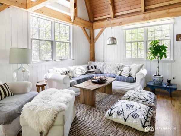 Hamptons Home 1020594
