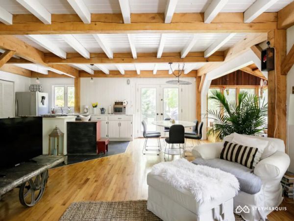 Hamptons Home 1020594