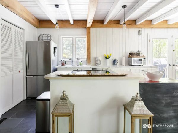 Hamptons Home 1020594