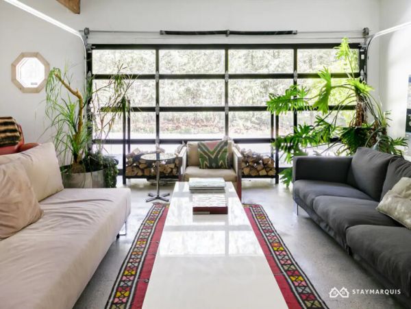 Hamptons Home 1020594