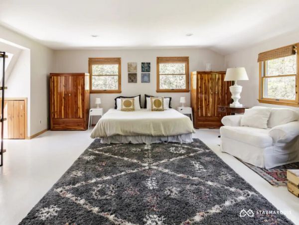 Hamptons Home 1020594
