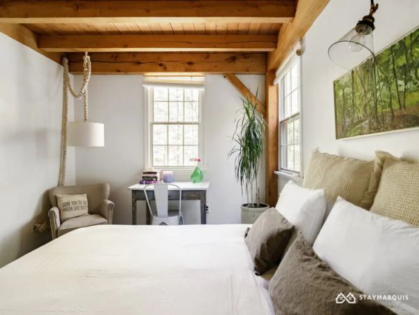 Hamptons Home 1020594