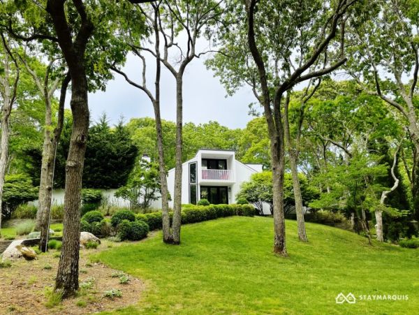 Hamptons Home 1020597