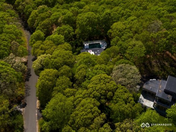 Hamptons Home 1020597