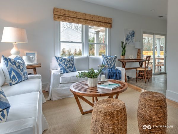 Hamptons Home 1020599