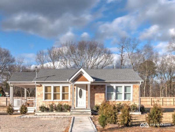 Hamptons Home 1020599