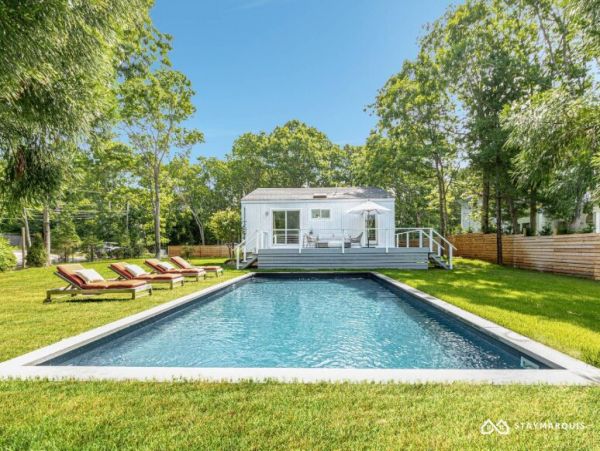 Hamptons Home 1020601