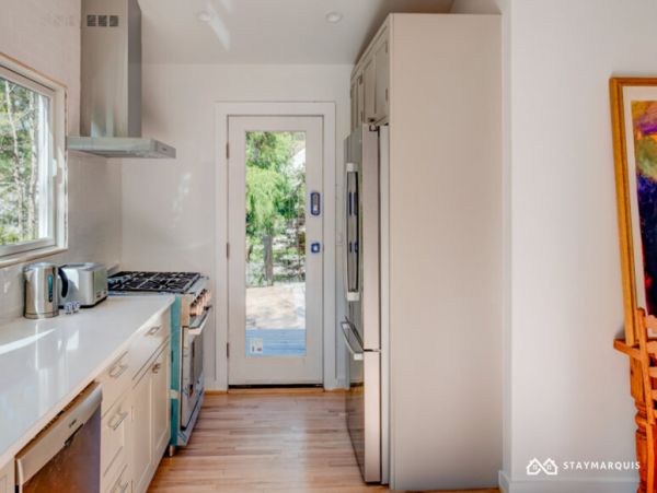 Hamptons Home 1020601