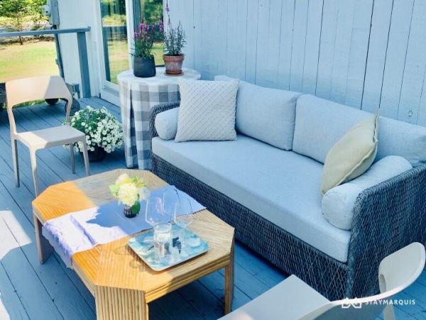 Hamptons Home 1020601