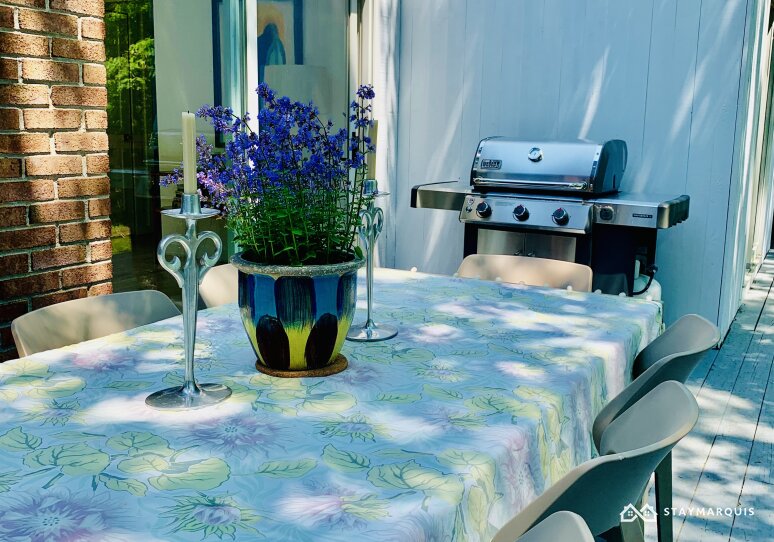 Hamptons Home 1020601
