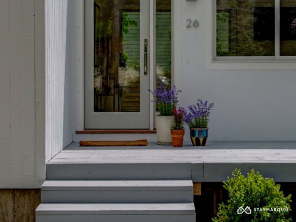Hamptons Home 1020601