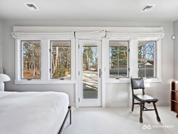 Hamptons Home 1020602