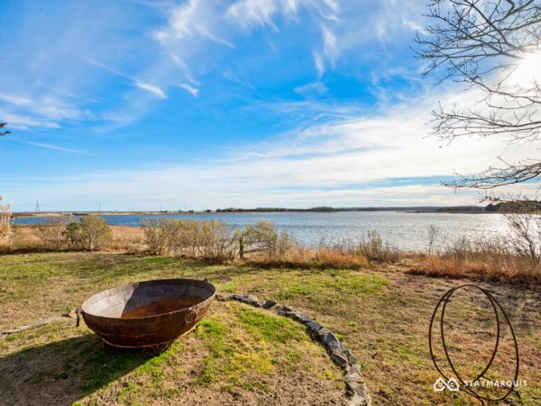 Hamptons Home 1020602