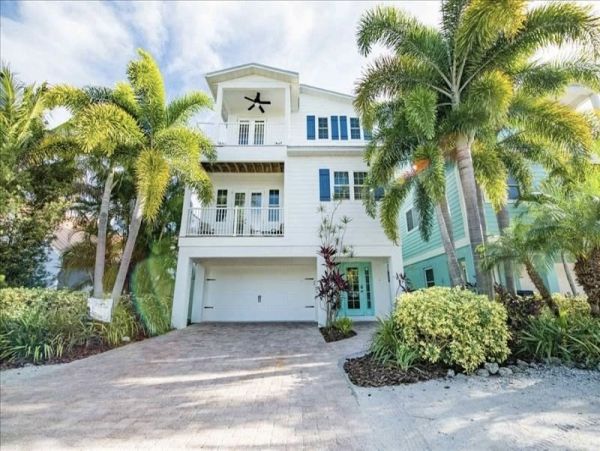Anna Maria Island Stroll To Sandy Beach Stunning Pool NEW ARRIVAL JUST IN