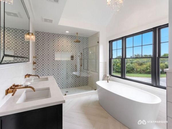 Hamptons Home 1020606