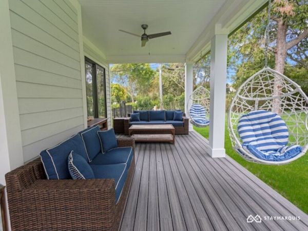 Hamptons Home 1020606
