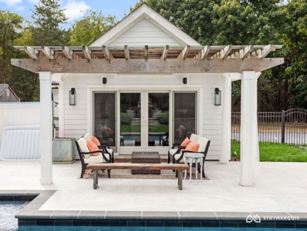 Hamptons Home 1020606