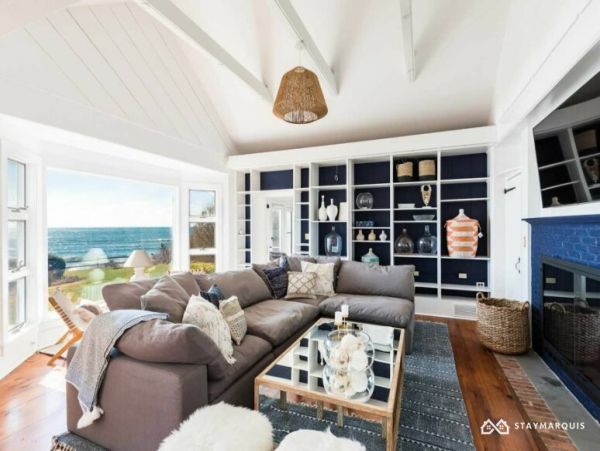 Hamptons Home 1020607