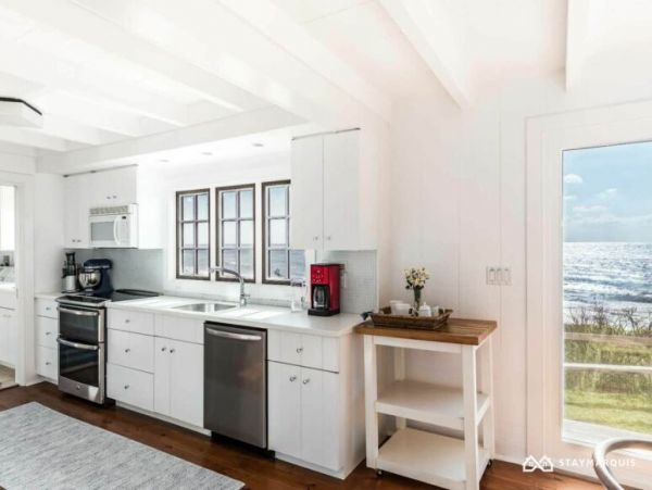 Hamptons Home 1020607