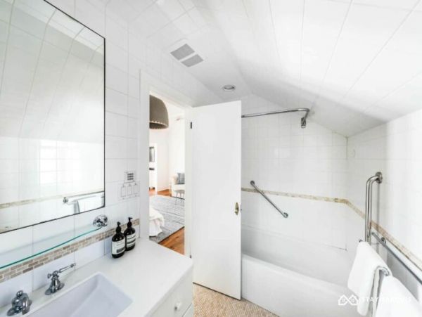 Hamptons Home 1020607