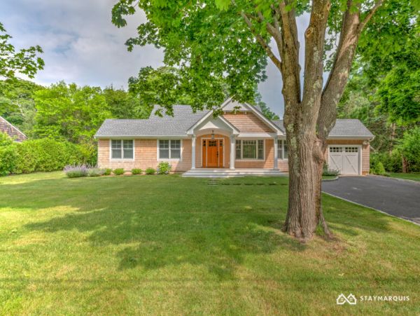 Hamptons Home 1020608