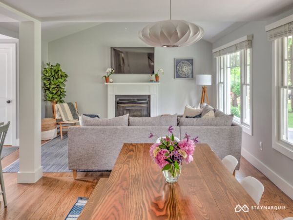 Hamptons Home 1020608