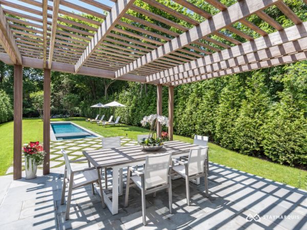 Hamptons Home 1020609
