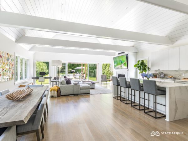 Hamptons Home 1020609