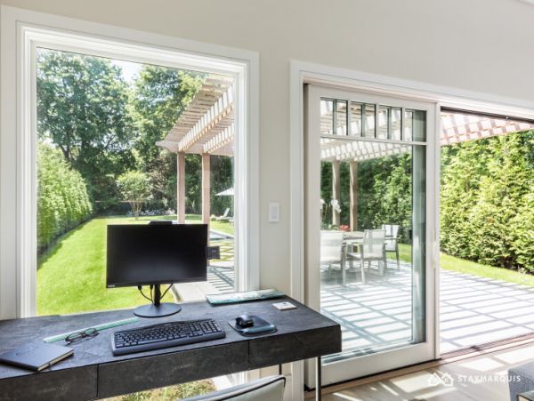 Hamptons Home 1020609