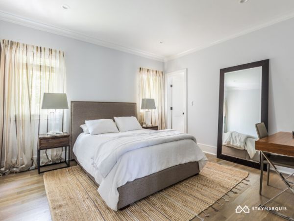 Hamptons Home 1020609