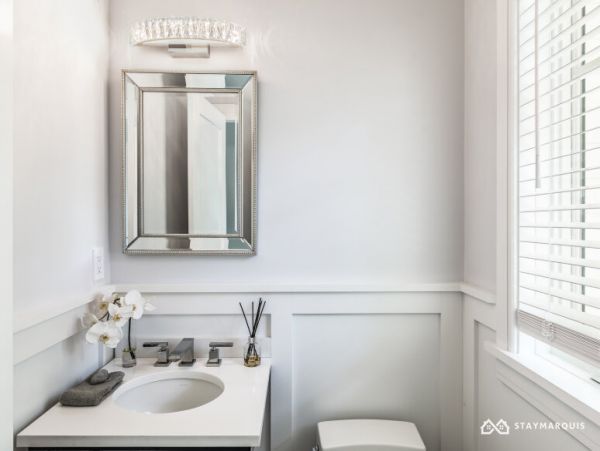 Hamptons Home 1020609