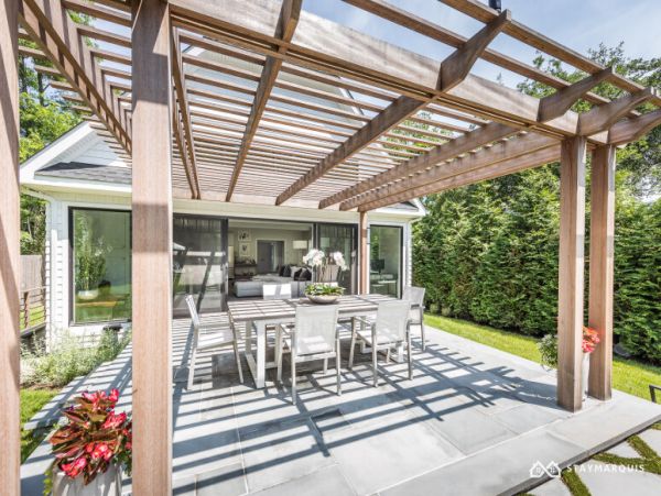 Hamptons Home 1020609
