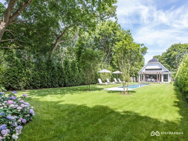 Hamptons Home 1020609