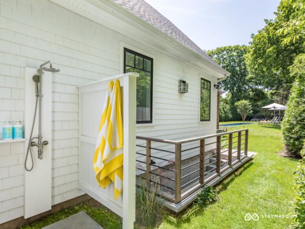 Hamptons Home 1020609
